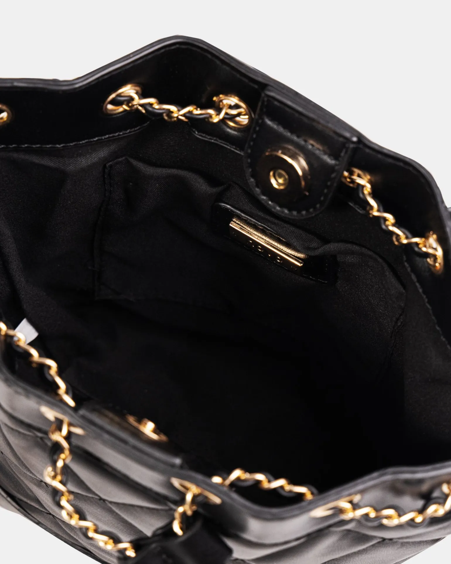 ALESSIO BLACK Cross Body Bags