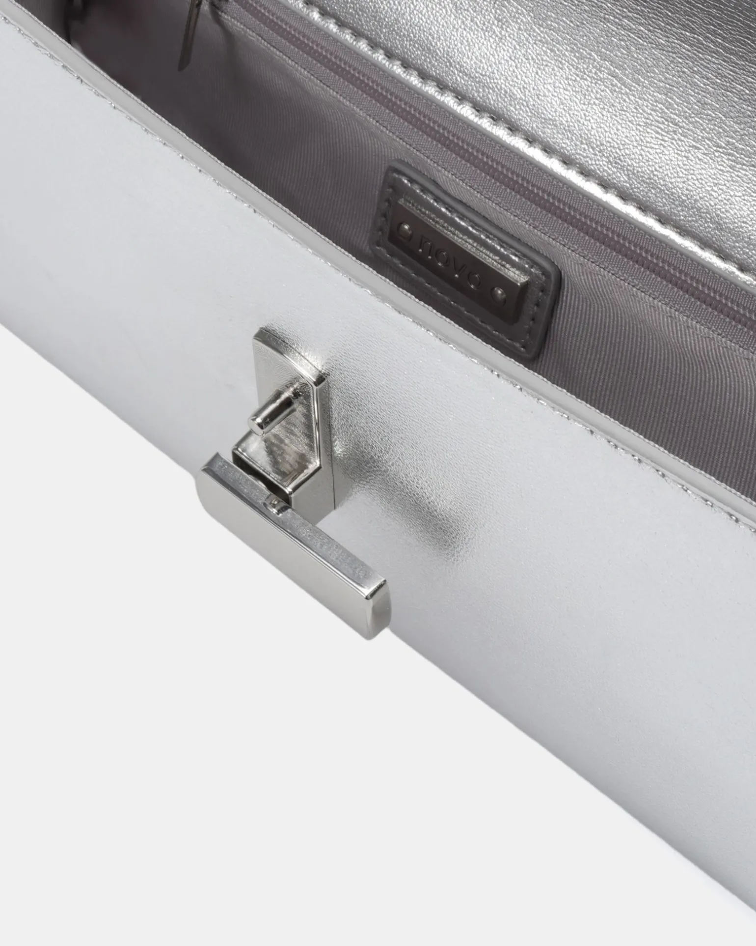 ALYSSE Silver Metallic Clutch