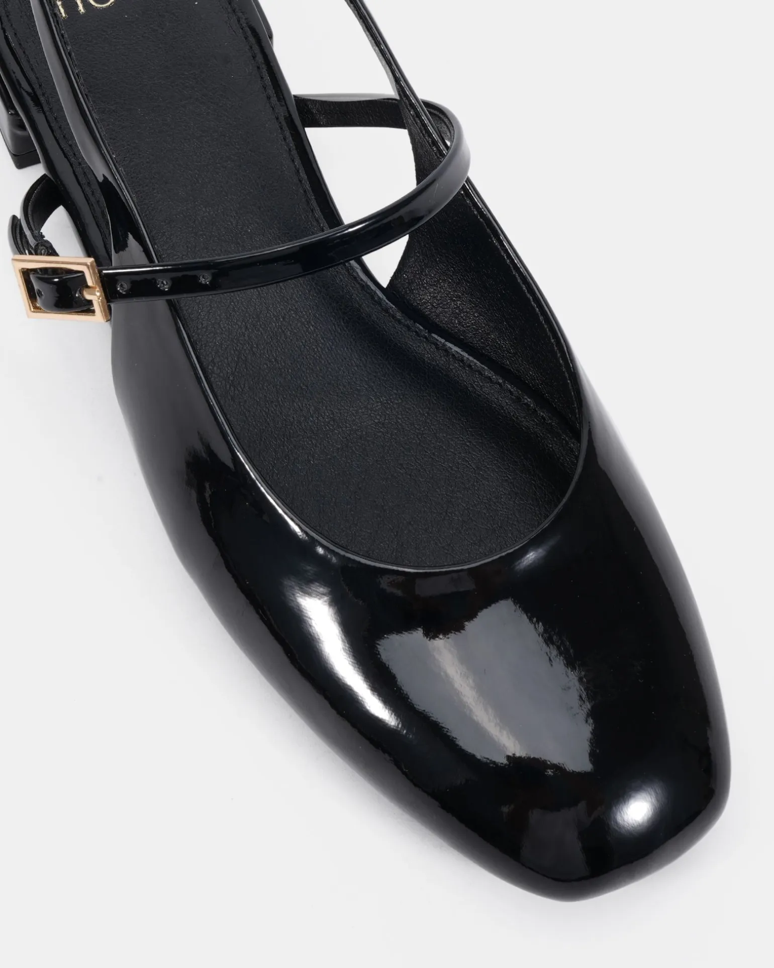 CAPABLE Black Patent Ballet Flats