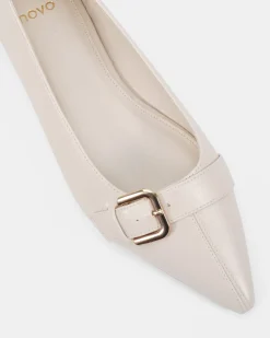 CATTY CREAM Ballet Flats