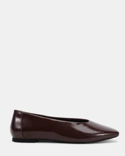 CHEDDAR Plum Crinkle Patent Ballet Flats