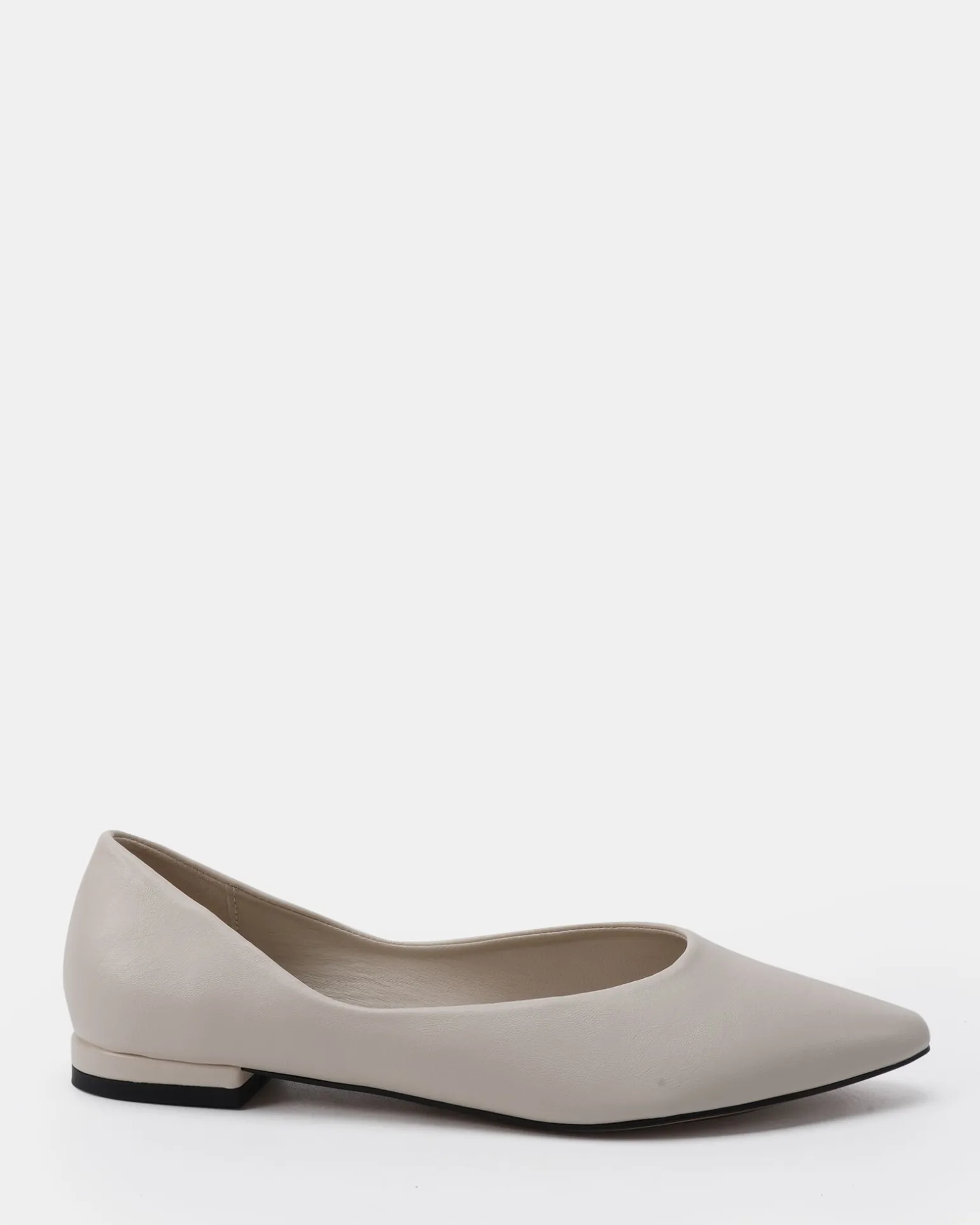 CLEVER CREAM Ballet Flats