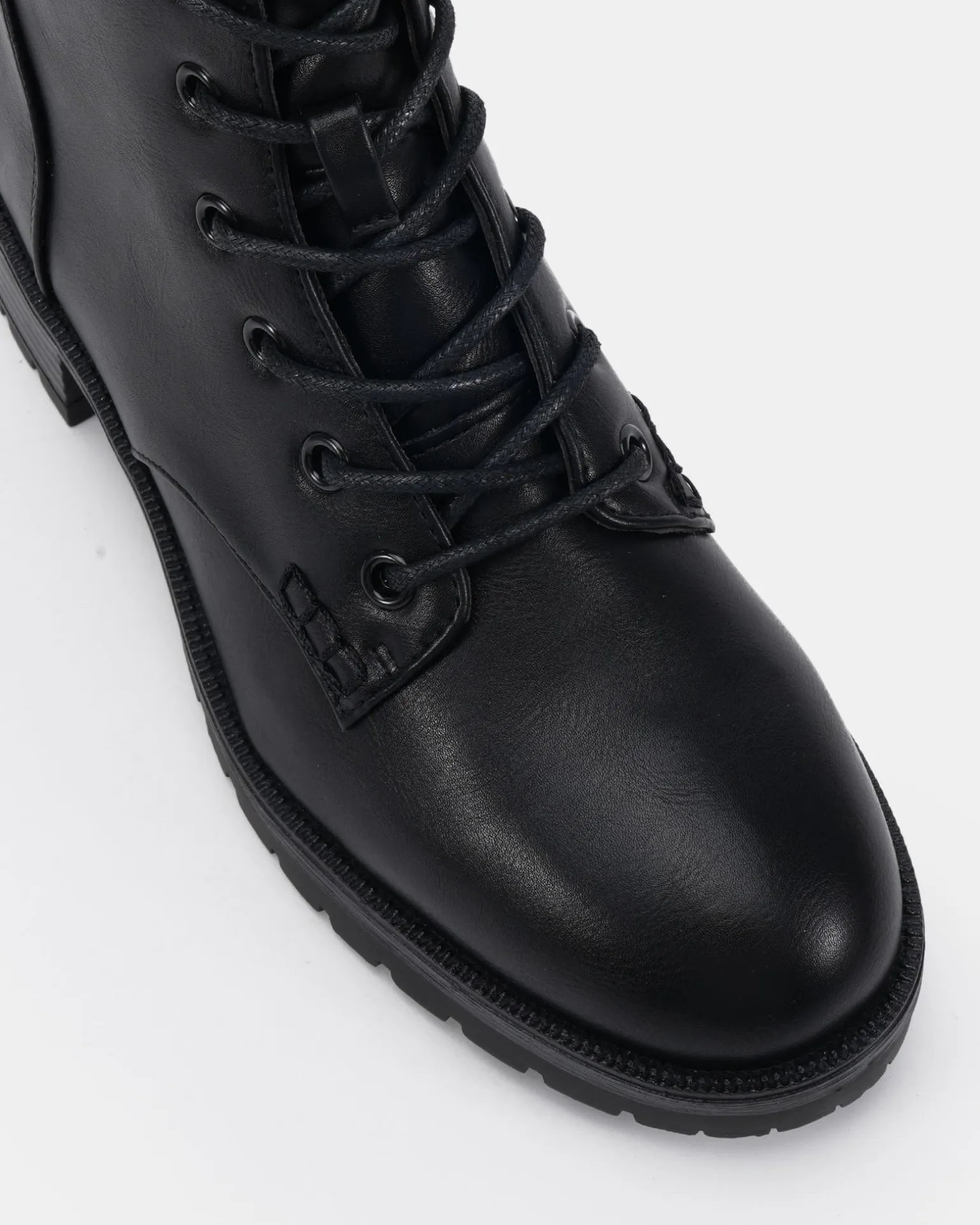 DARRELL BLACK Heeled Boots