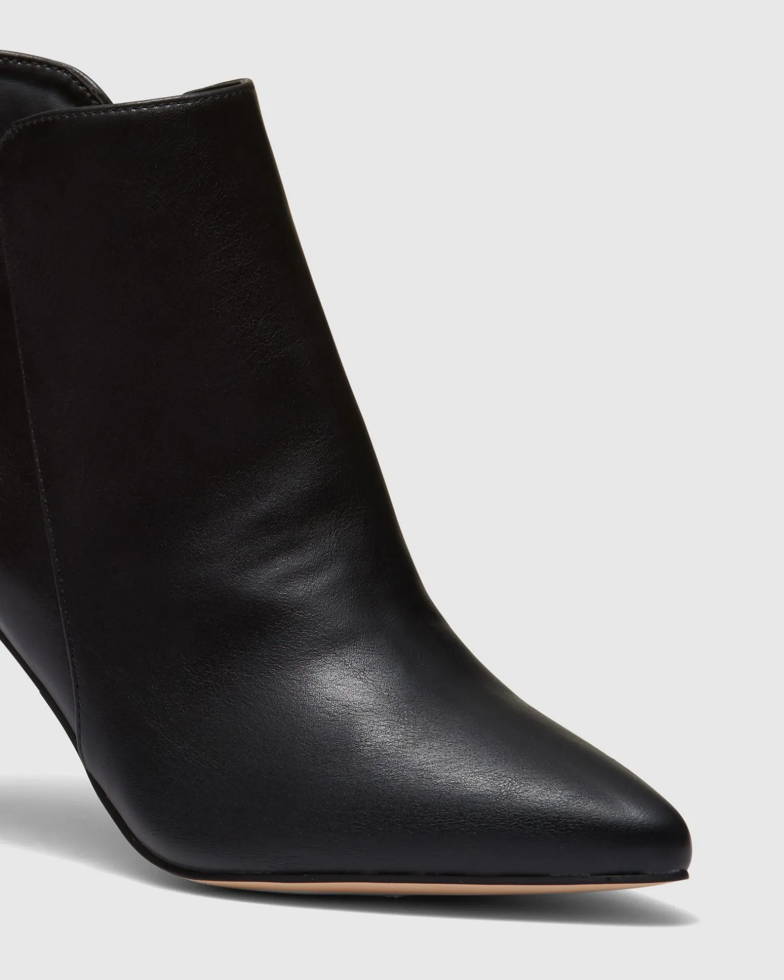 DELMONT BLACK Slip On Boots