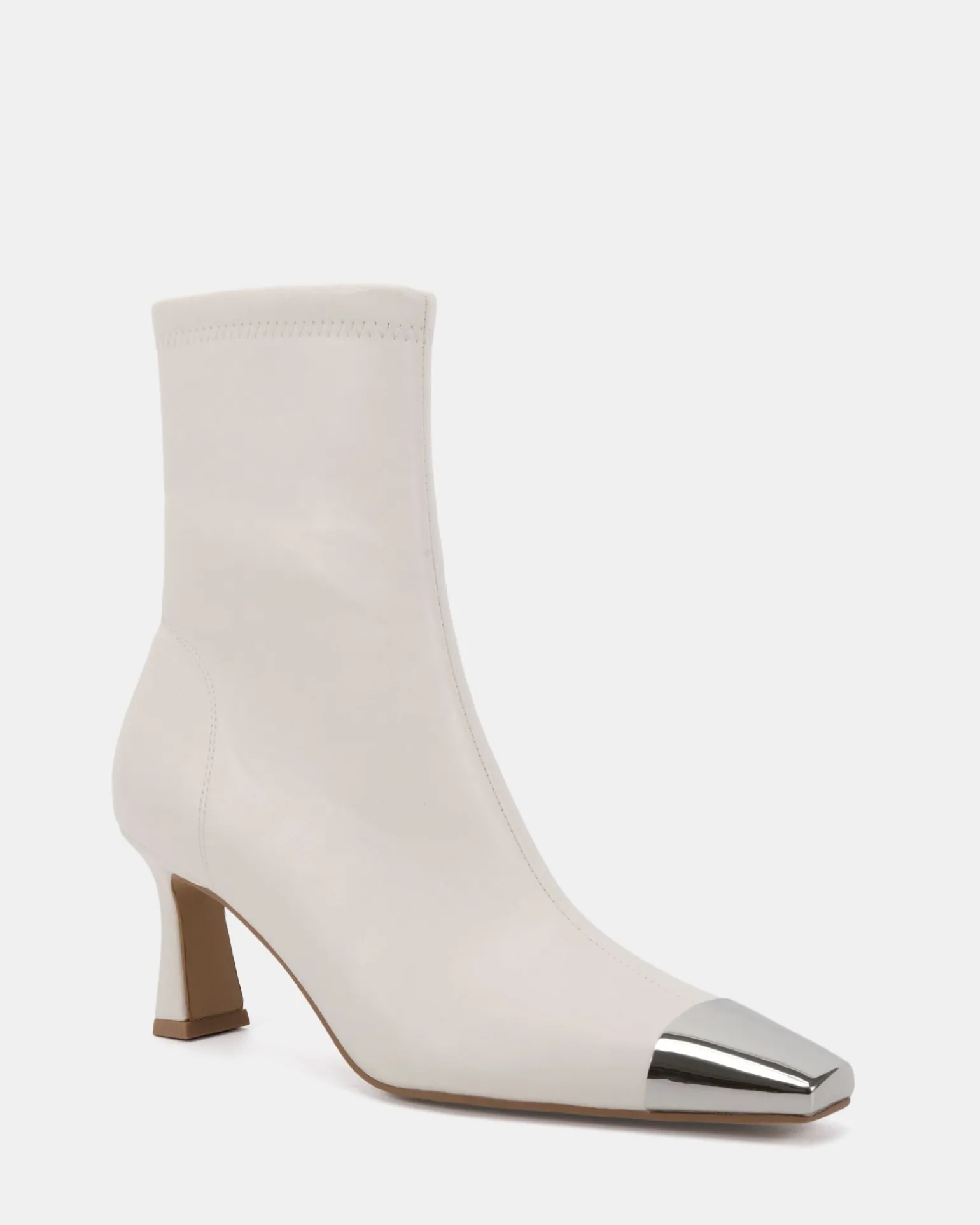 DELULU WHITE Heeled Boots