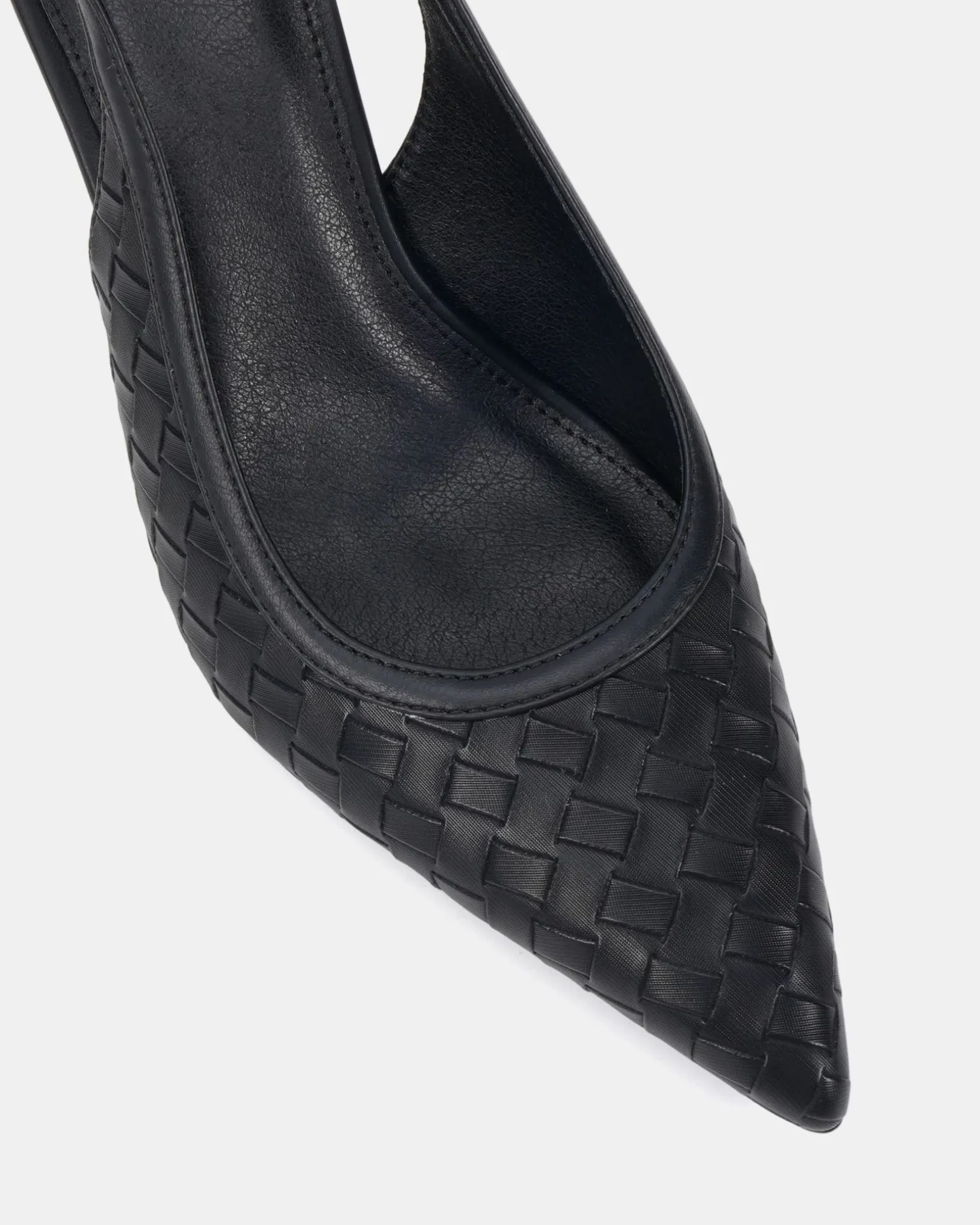 IGNACIO BLACK Pumps