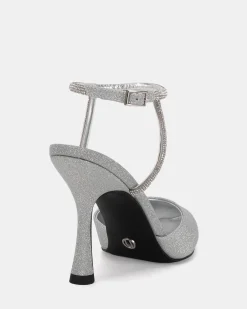 ILLUSTRIOUS SILVER Pumps