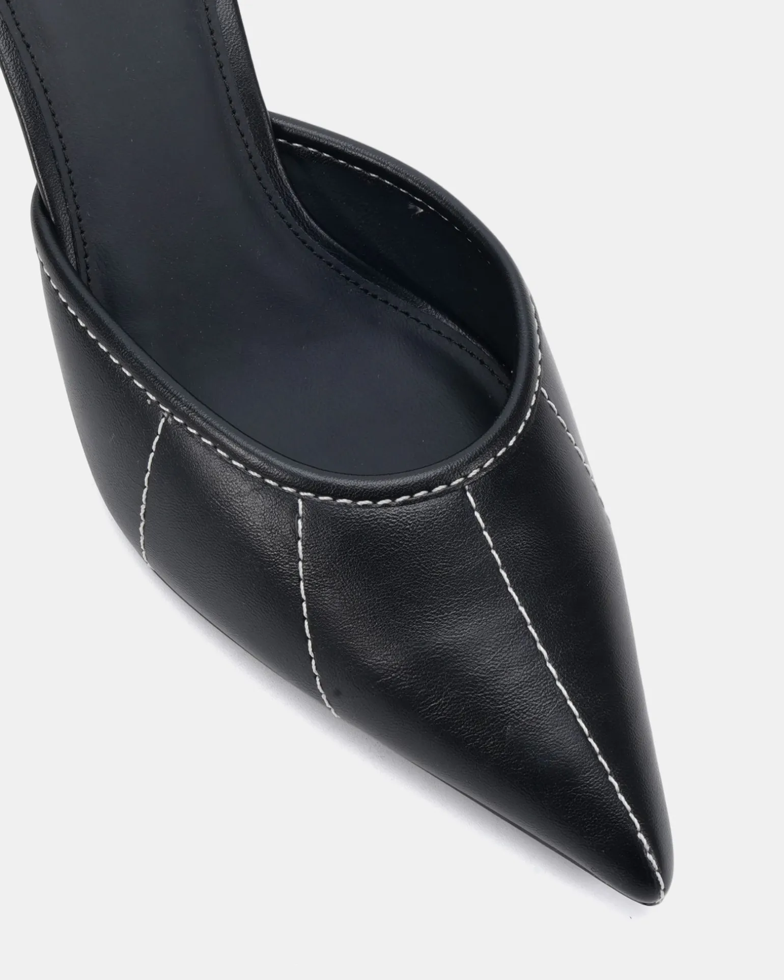 IMPOLITE BLACK Pumps