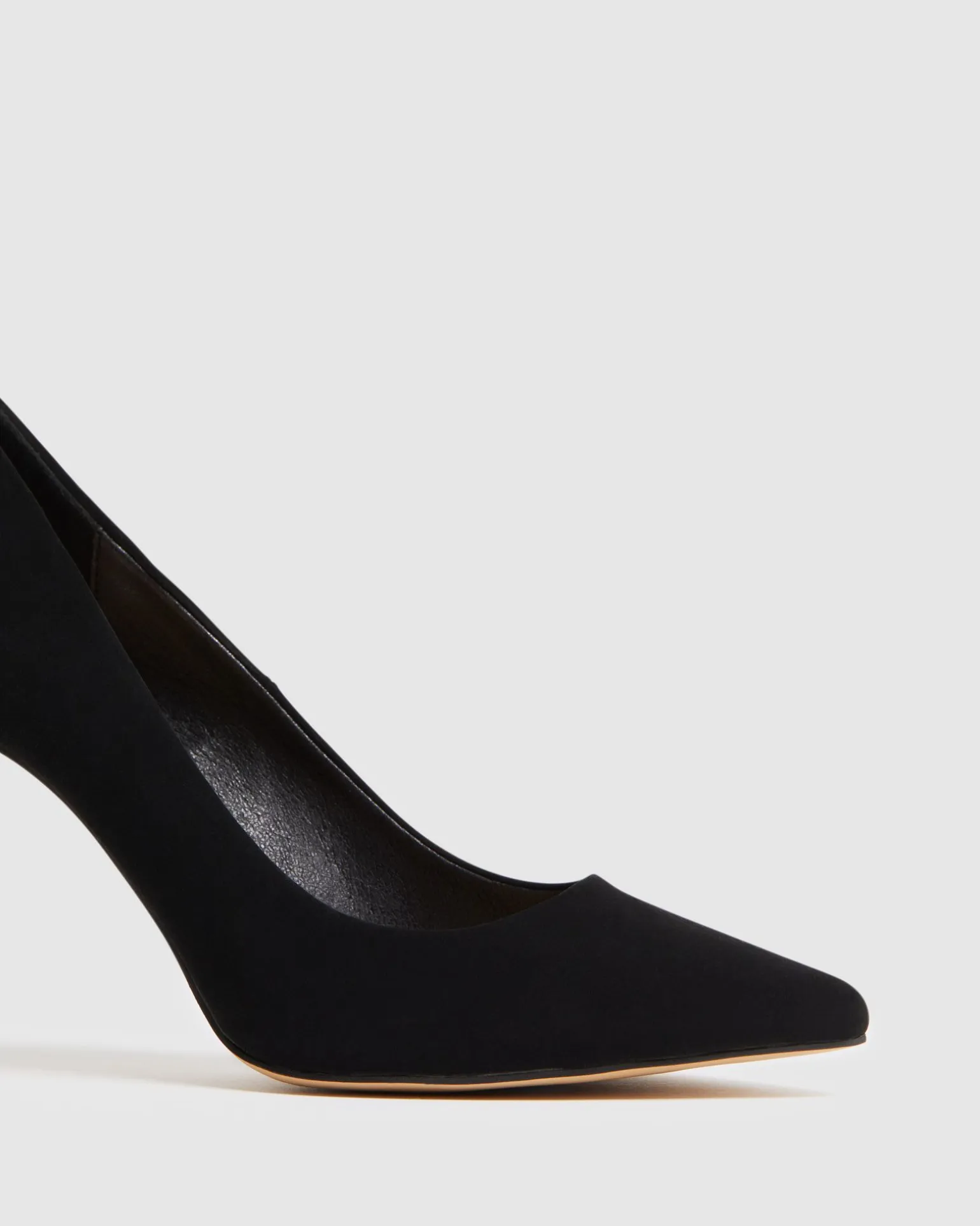 IMPOSSIBLE BLACK Pumps