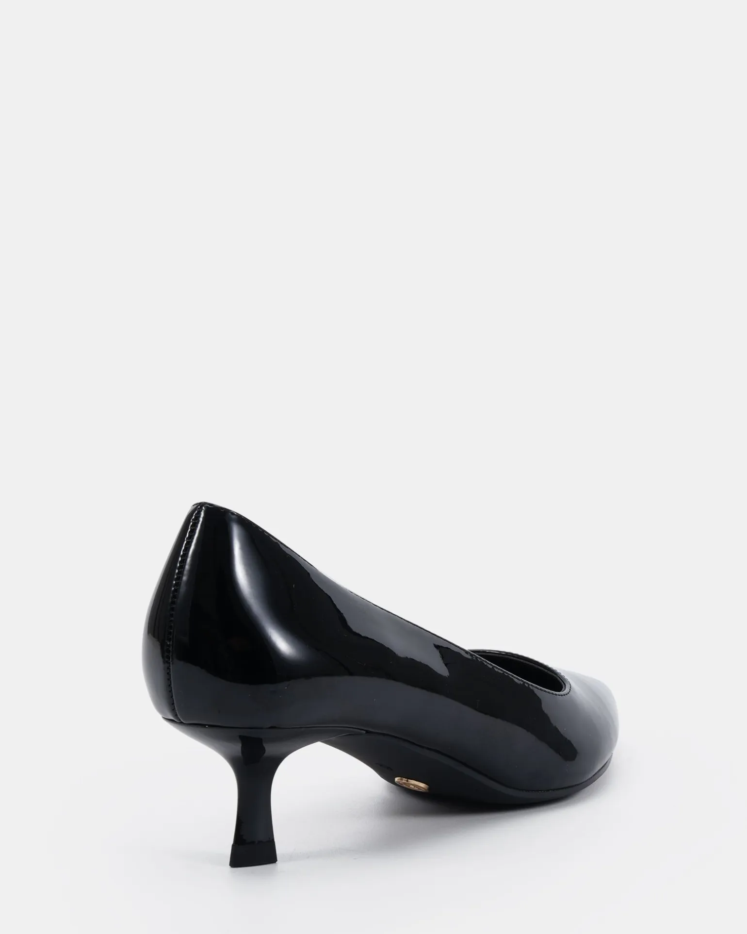 INESSA Black Patent Corporate