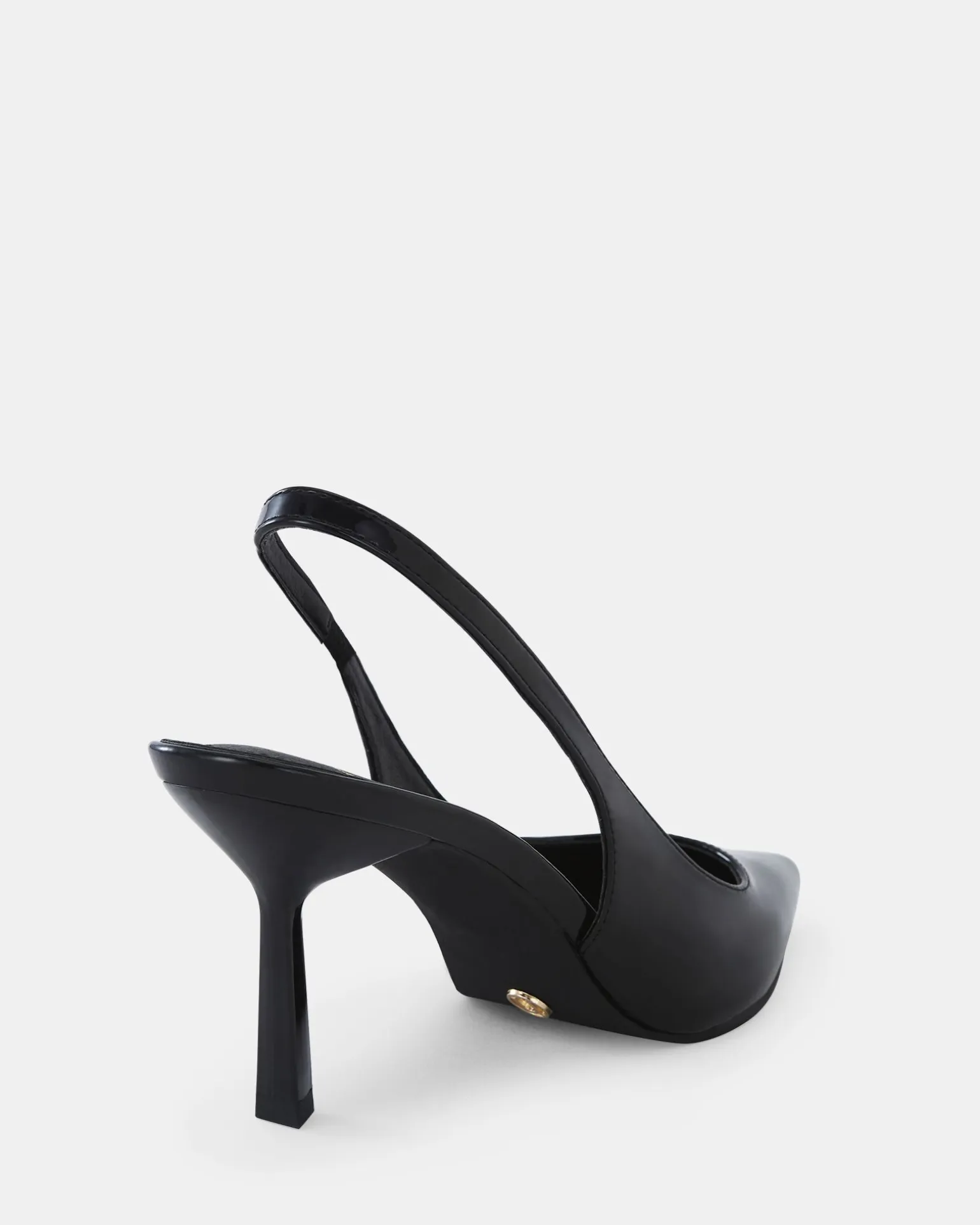 IRAYA Black Patent Pumps