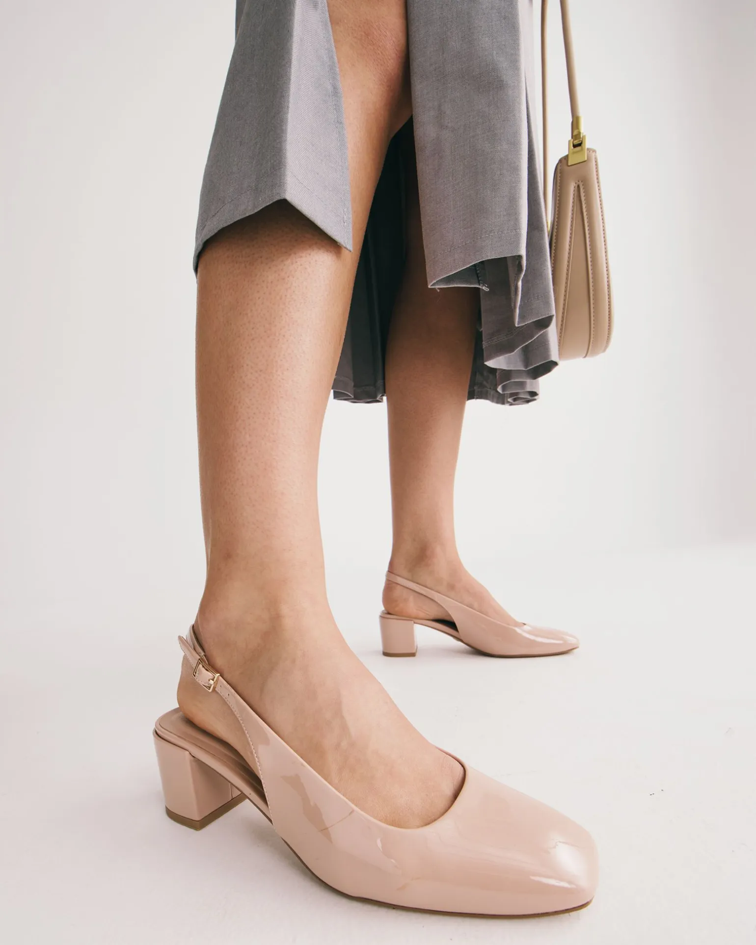 IVOREE NUDE PATENT Block Heels