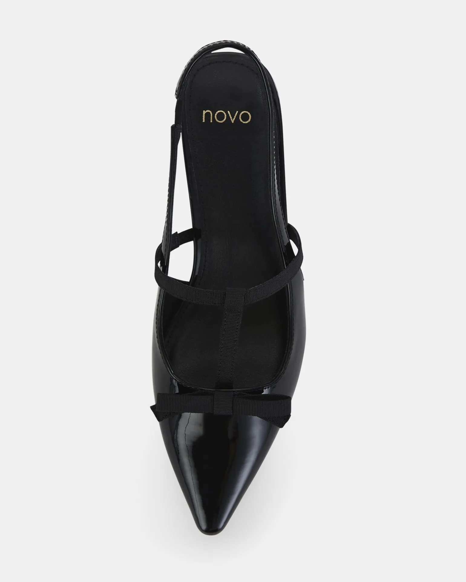 IZAN BLACK Pumps