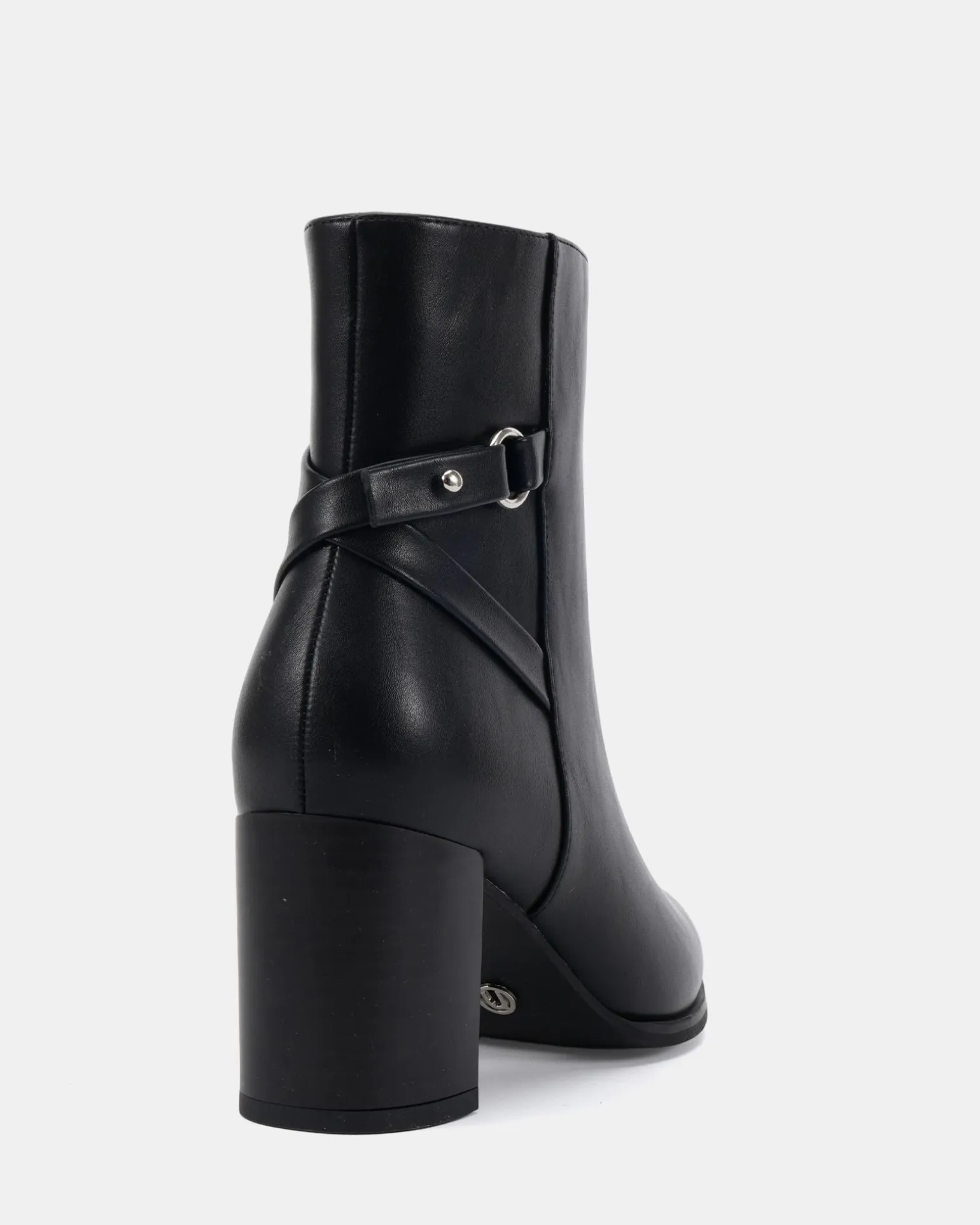 KAMI BLACK Ankle Boots