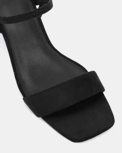 LASSO Black Suede Low Heels