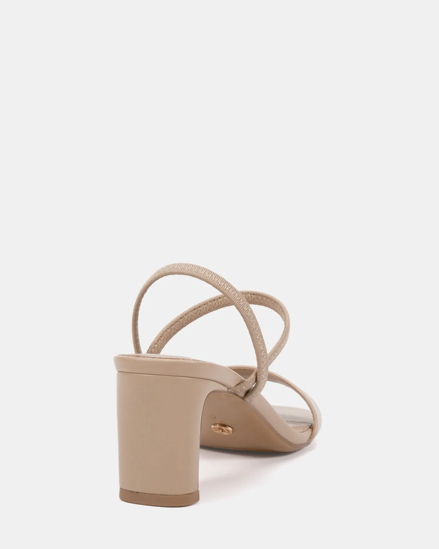 LASSO NEUTRAL SMOOTH Low Heels