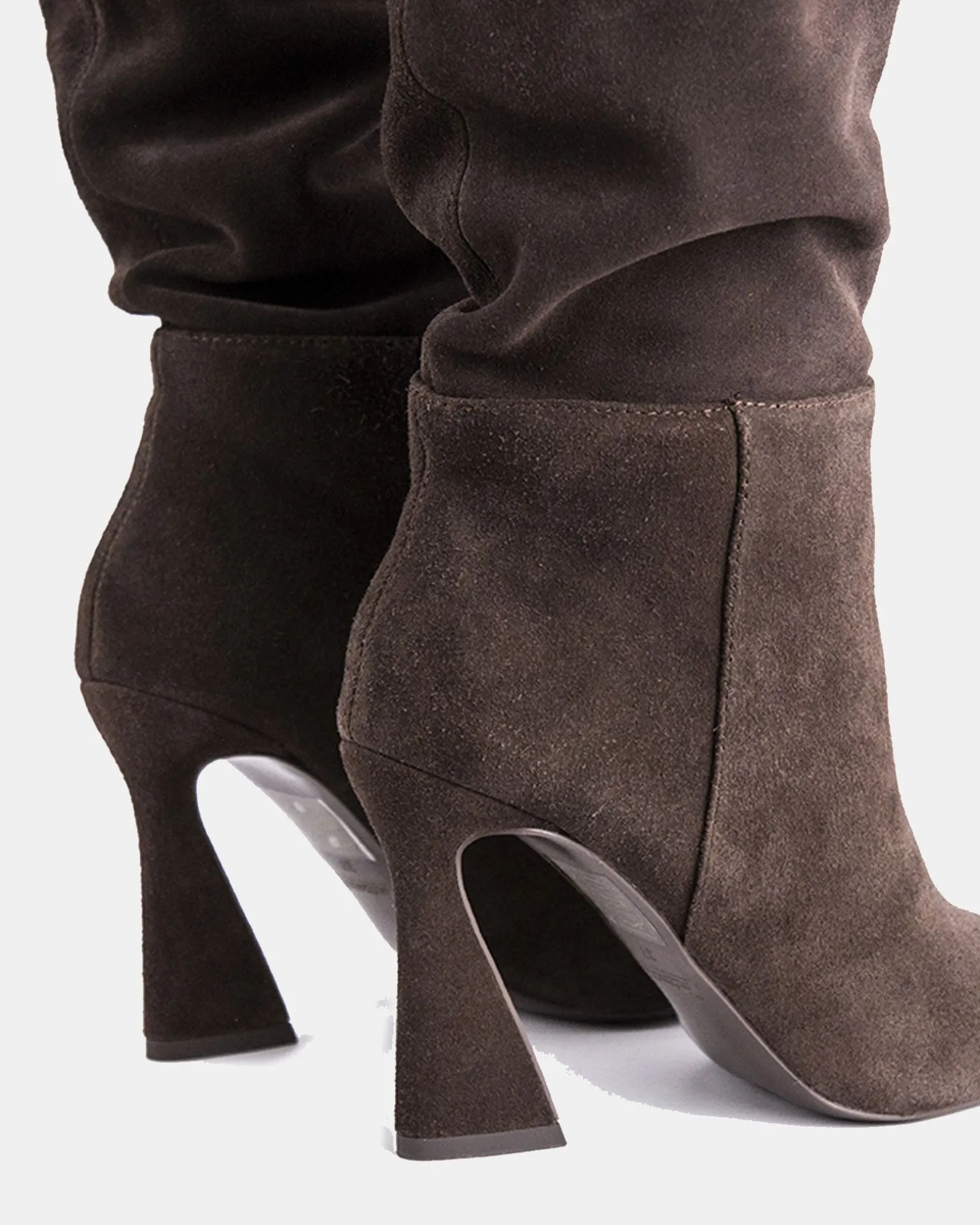LI-LERWICK Brown Suede