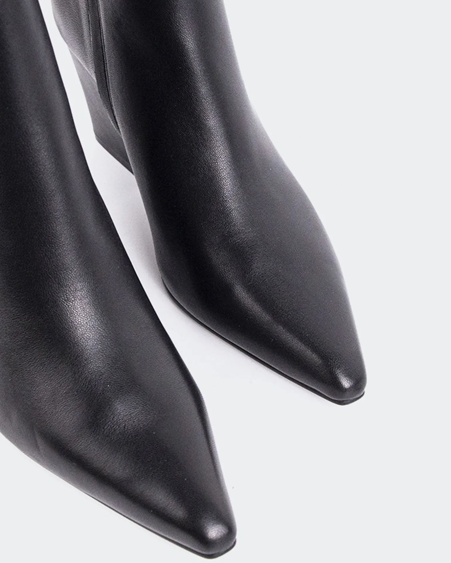LI-MAISIE Black Leather