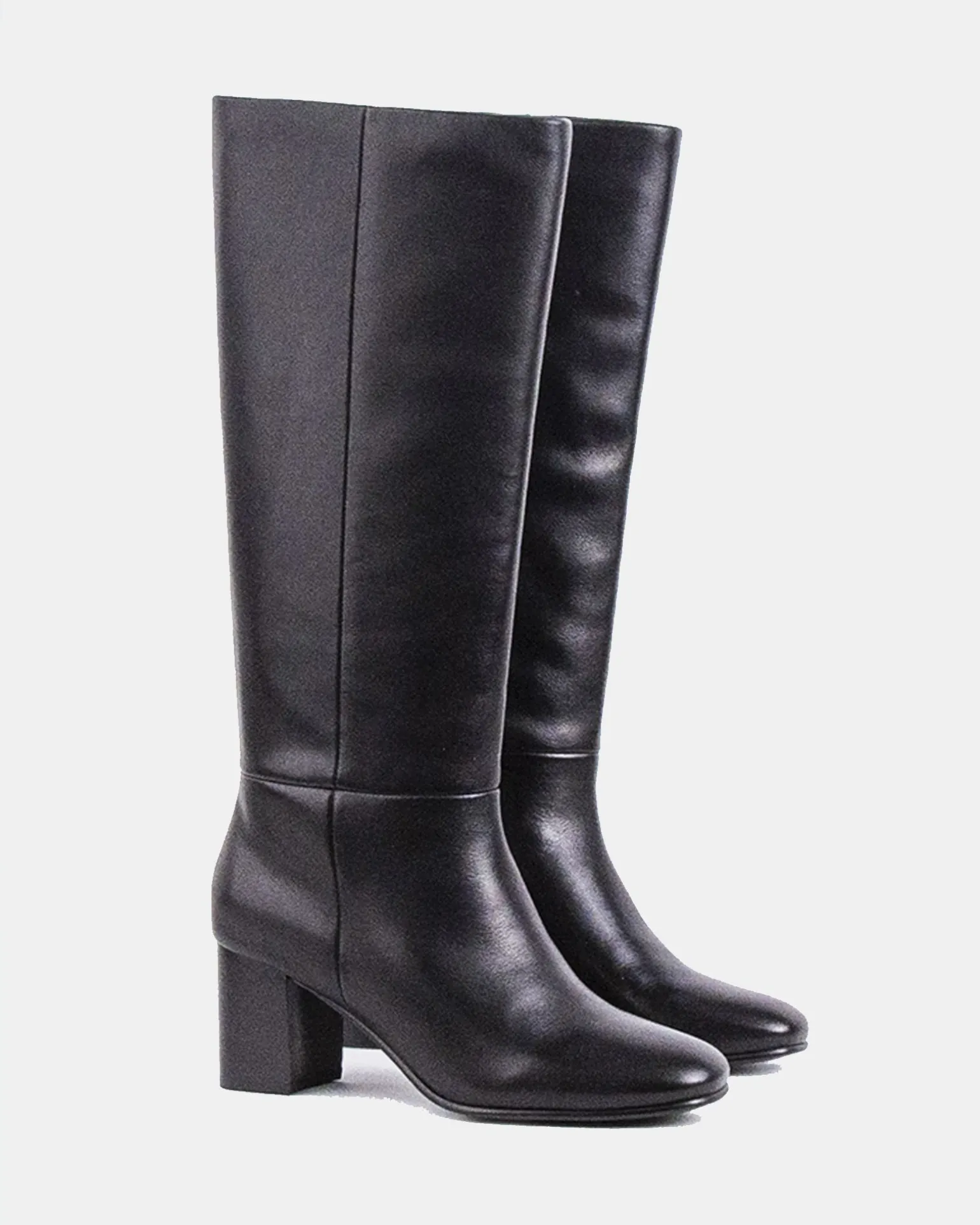 LI-PYXIS Black Leather