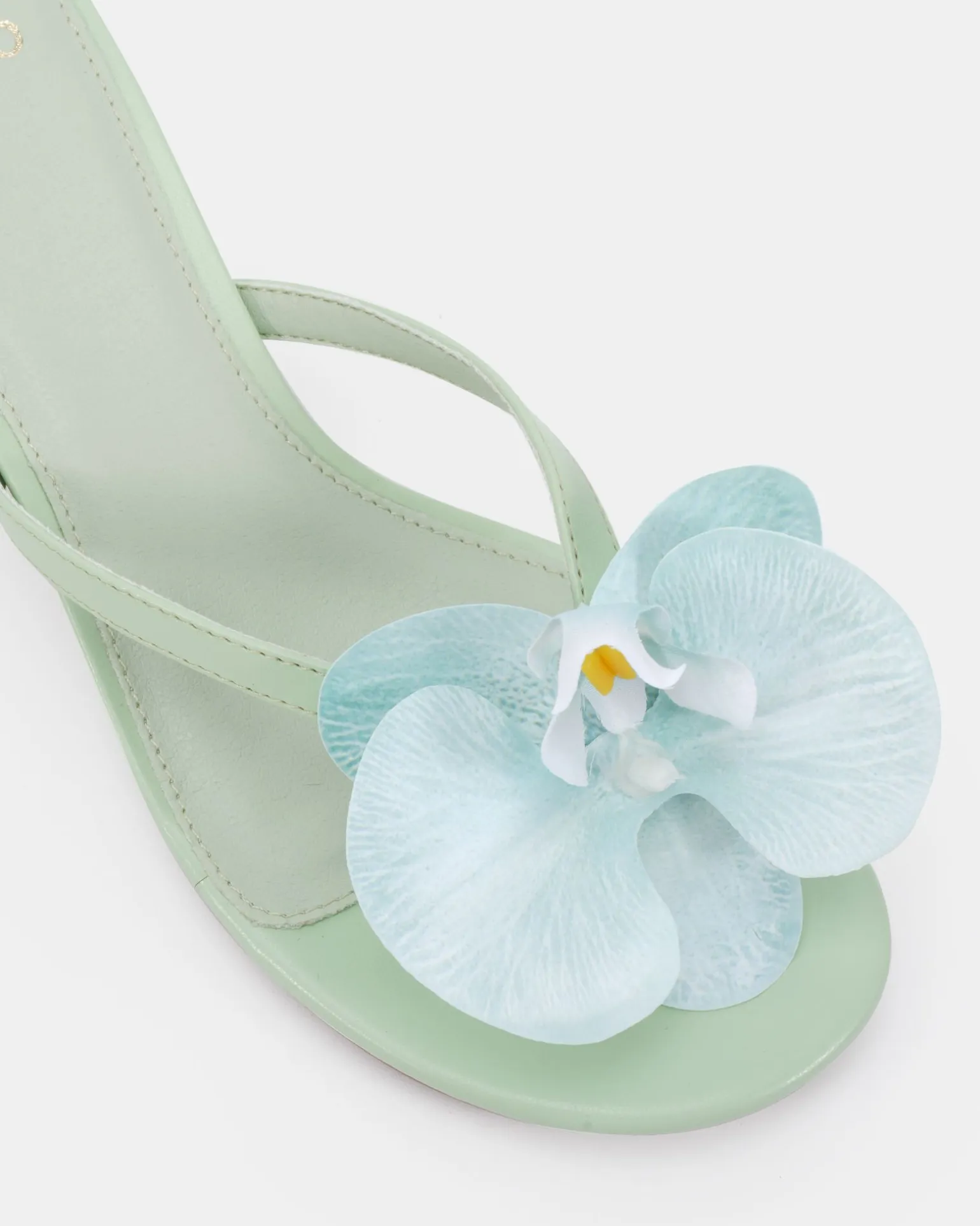 LOVESICK MATCHA Low Heels