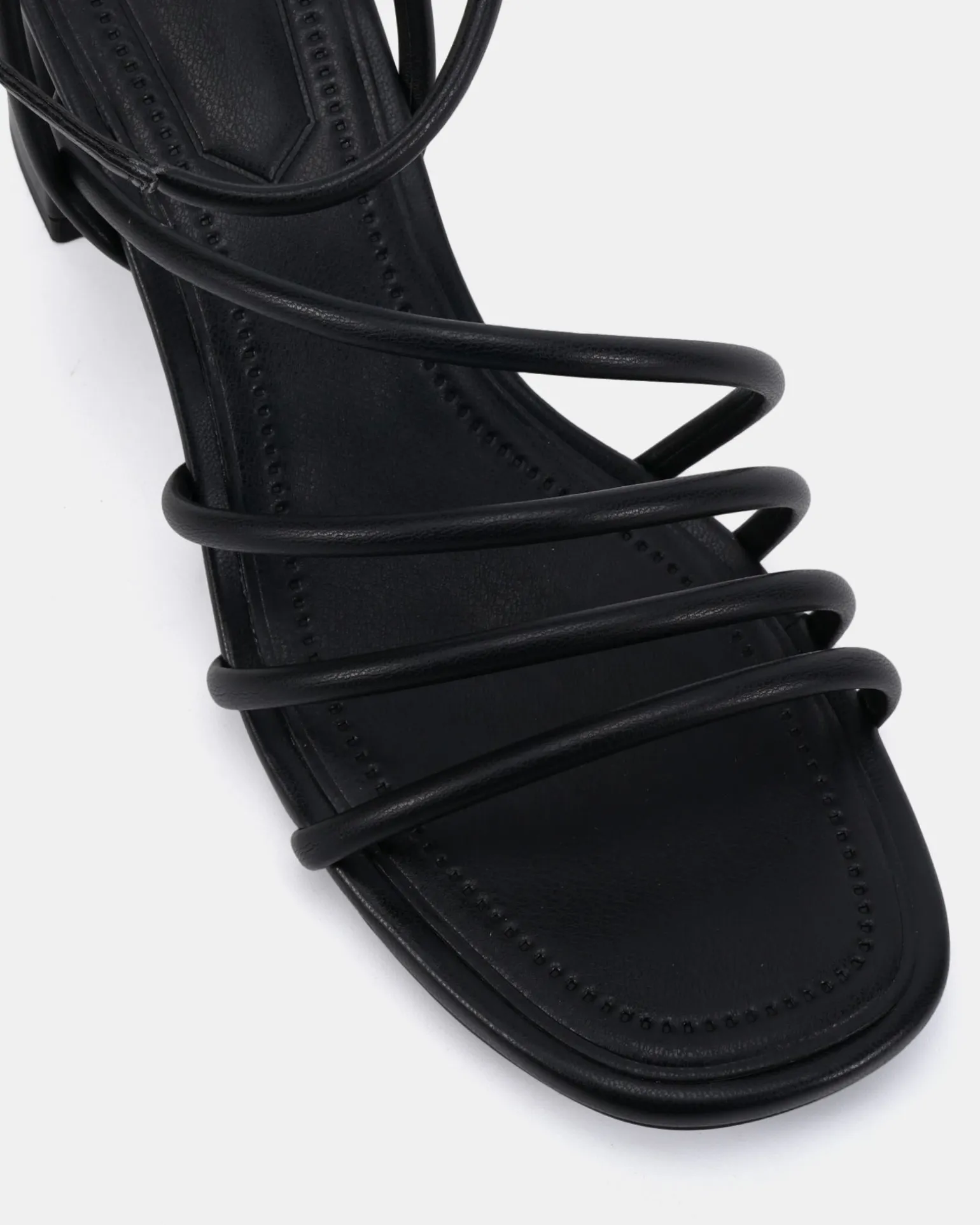 MUFFIN BLACK Block Heels