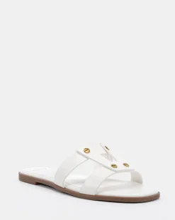 SHAY CREAM Flat Sandals