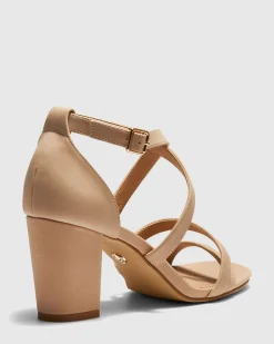 UCCI Nude