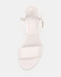 UDACIOUS White Smooth Low Heels