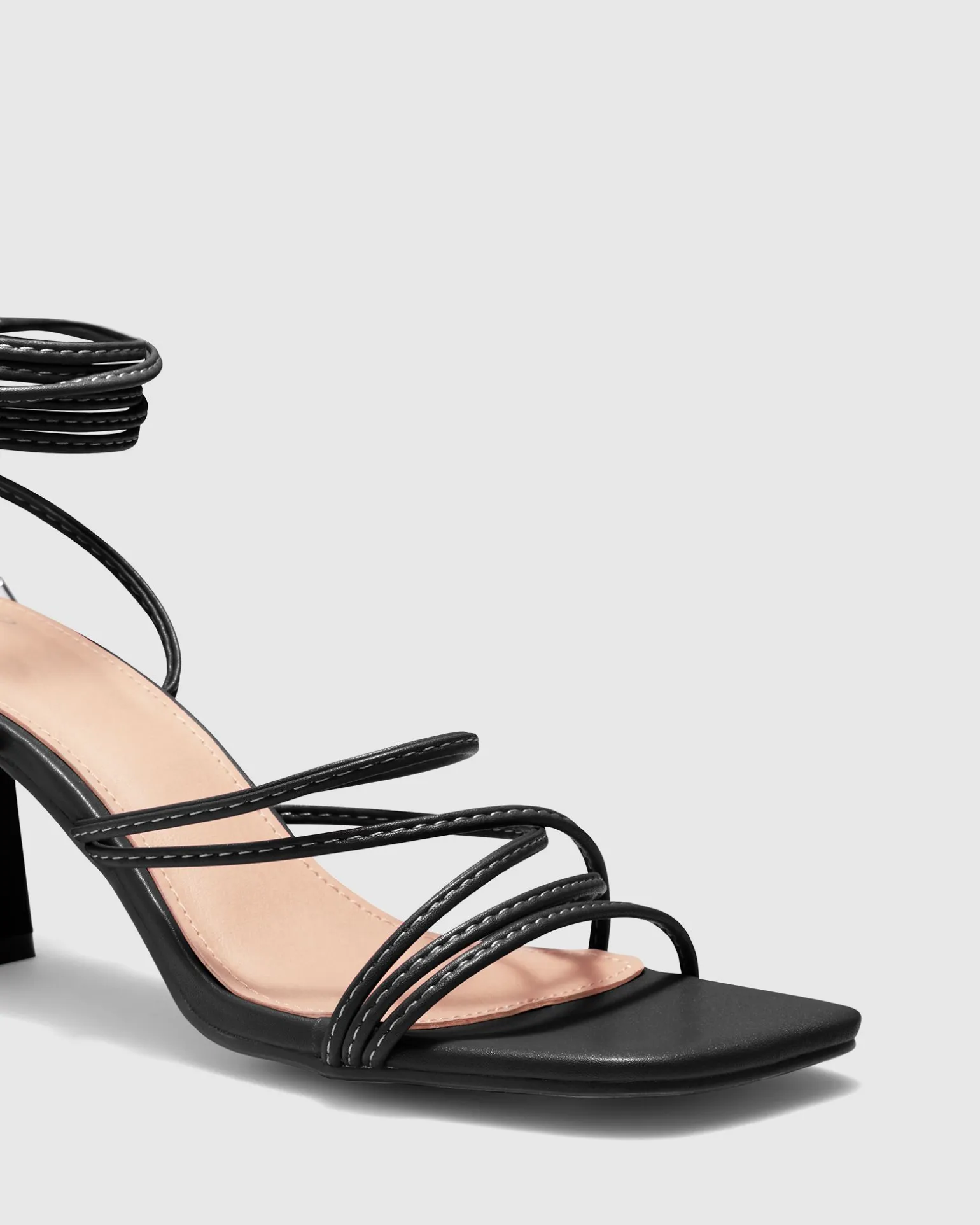 ULANY BLACK