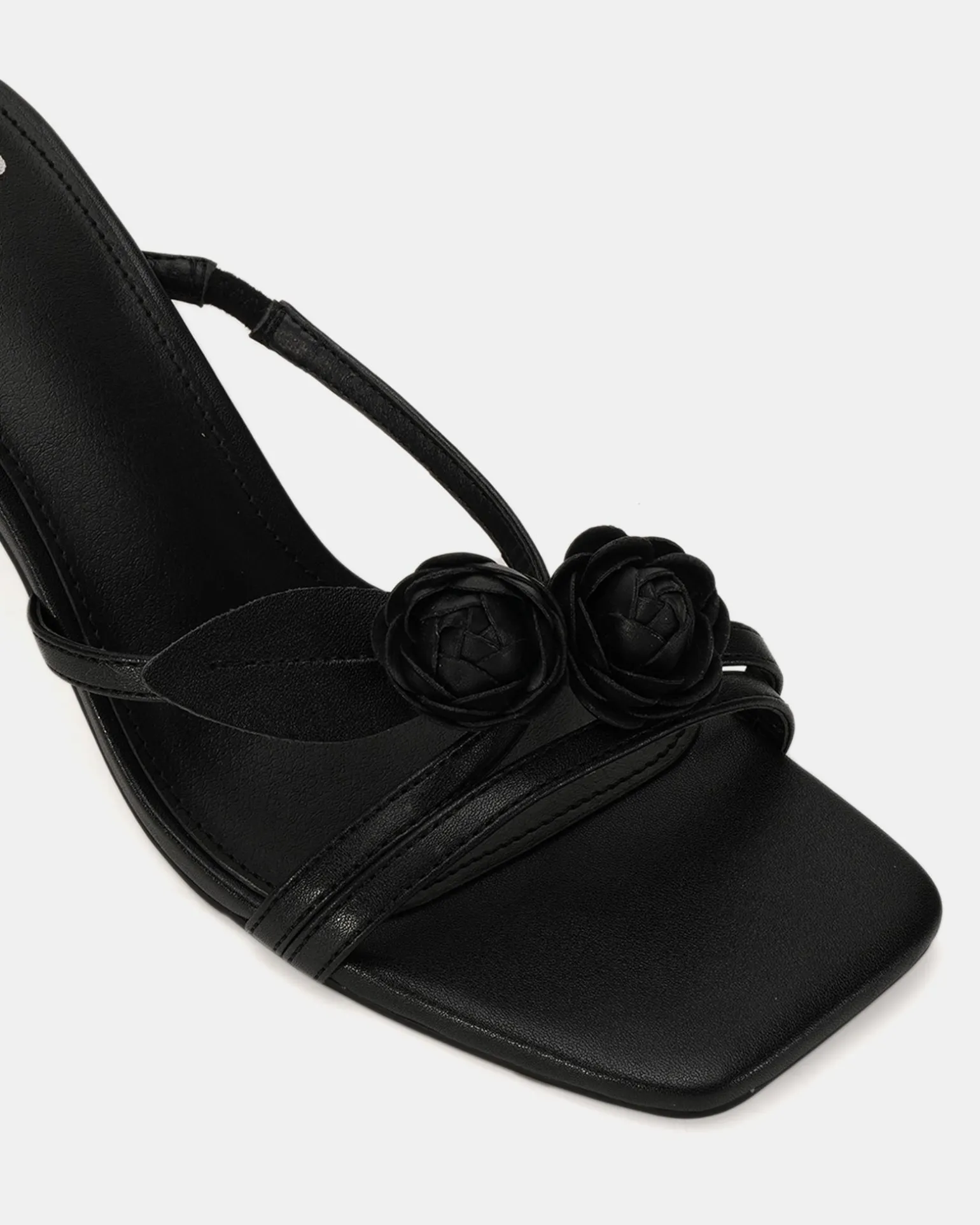 UMII BLACK Block Heels