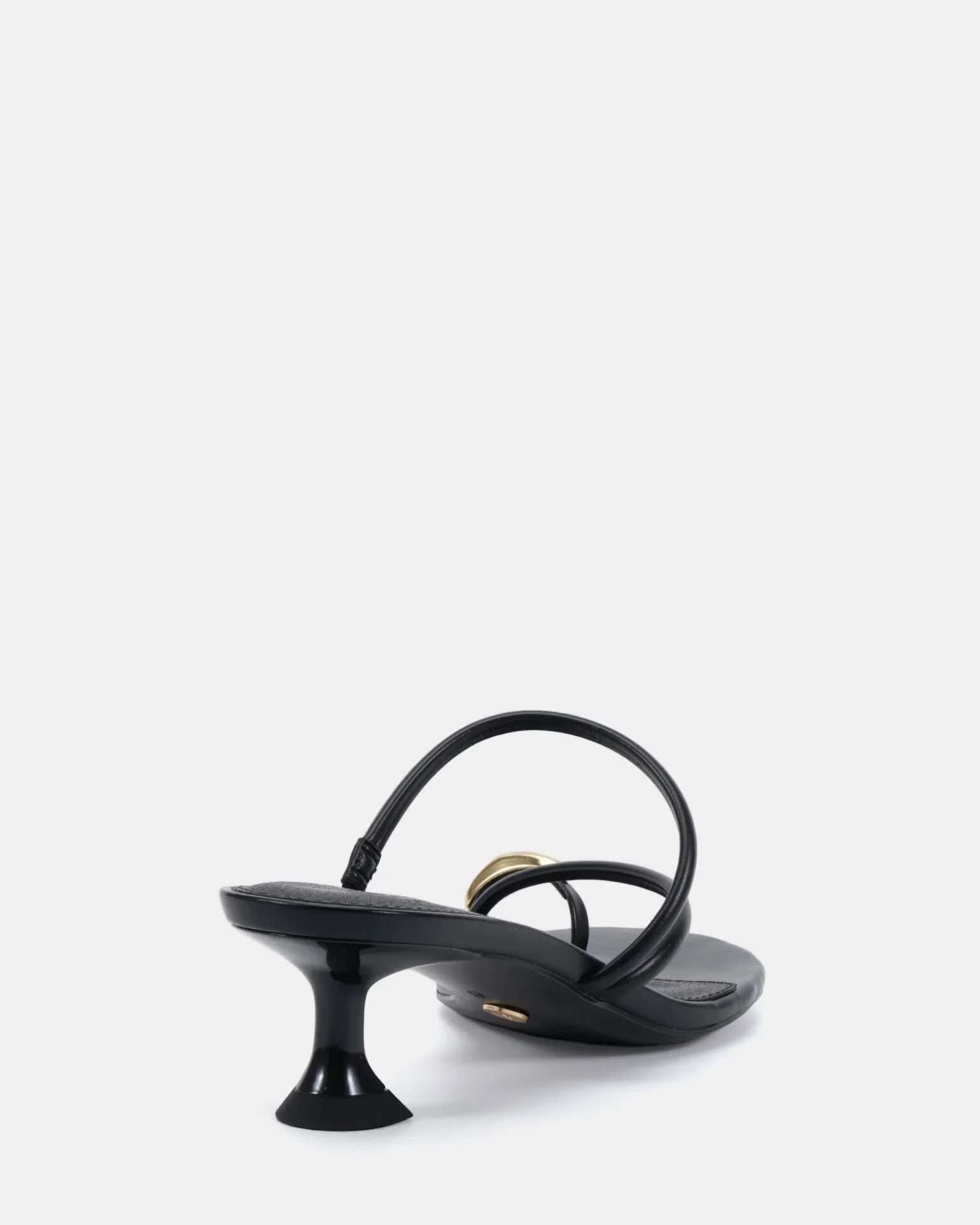 UNITE BLACK Kitten Heels