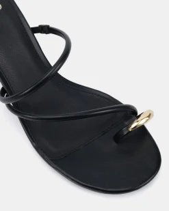 UNITE BLACK Kitten Heels