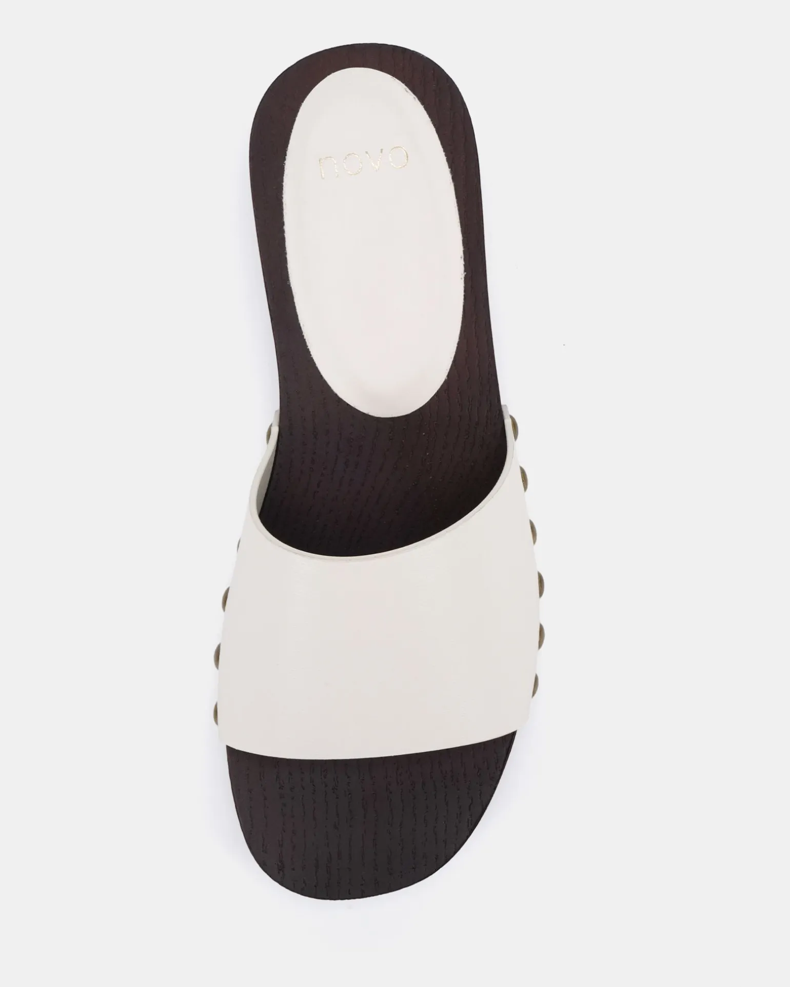 VIBING WHITE Low Heels