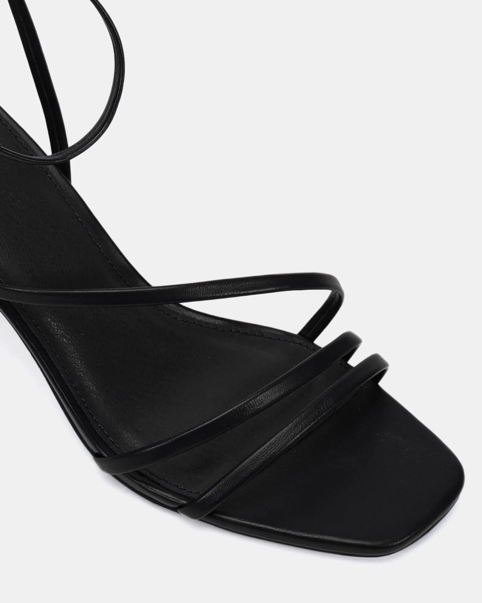 VIKING BLACK High Heels
