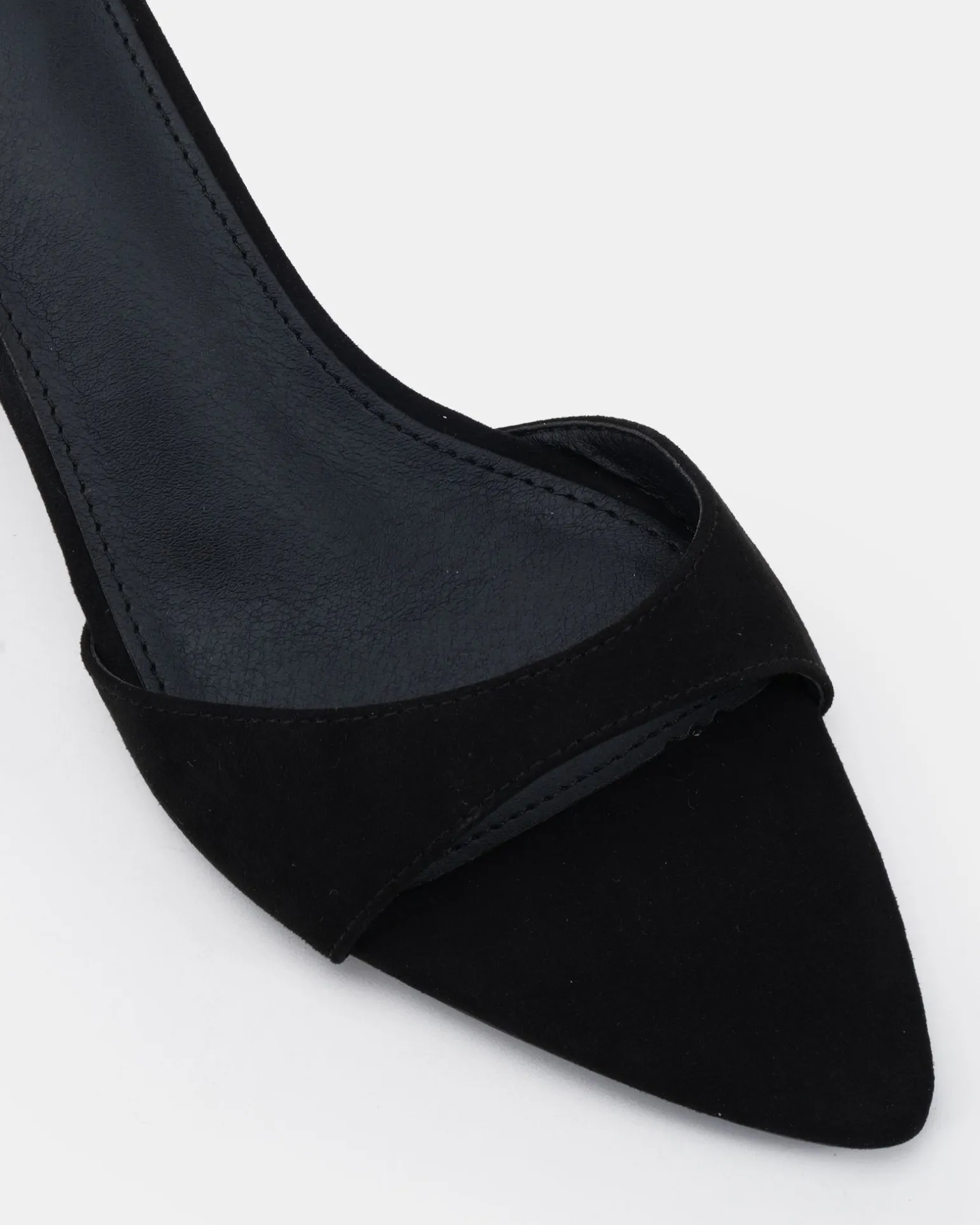 VOICE BLACK Mid Heels