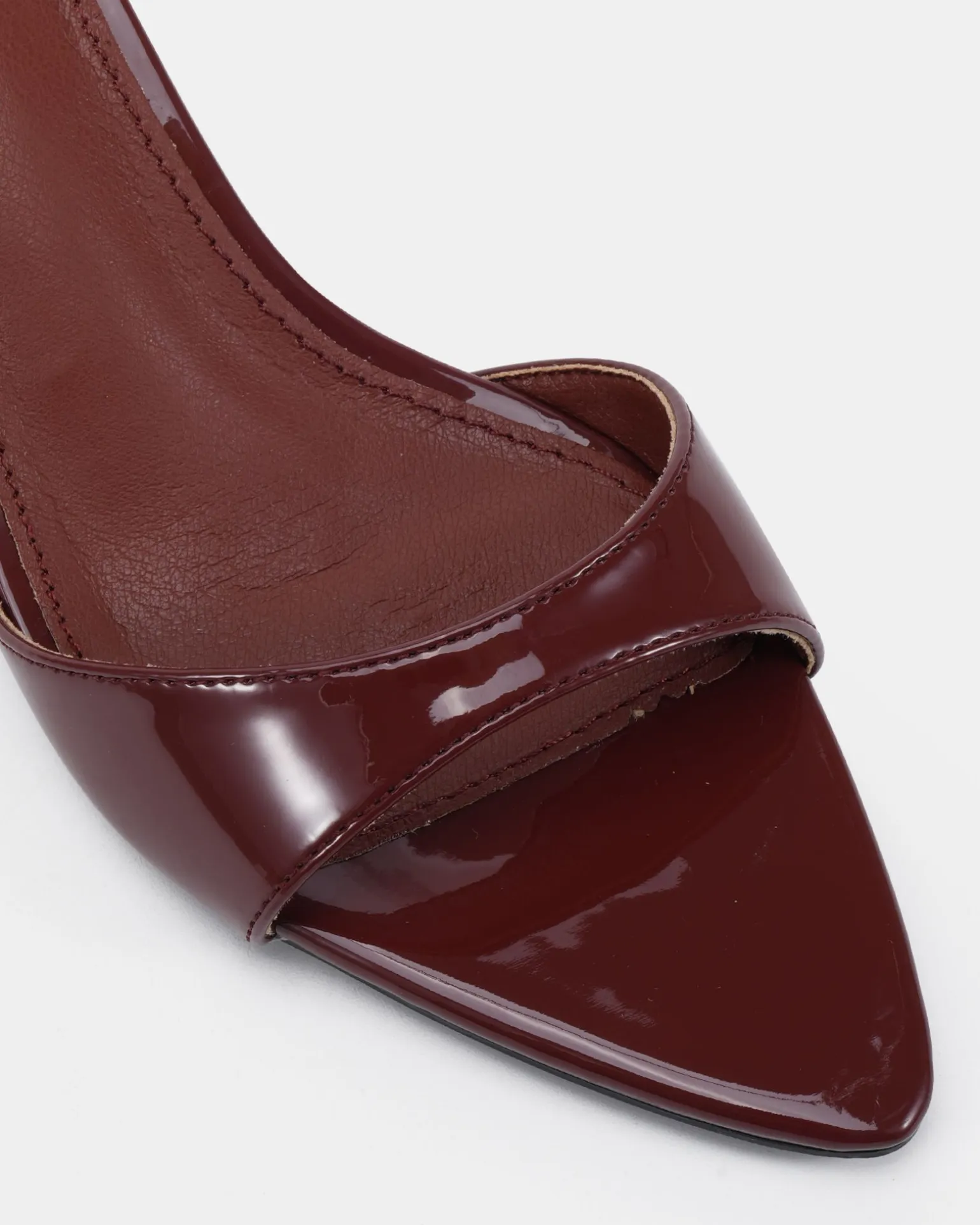 VOICE PLUM PATENT Mid Heels
