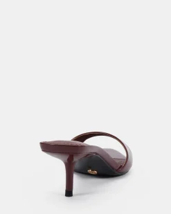 VOICE PLUM PATENT Mid Heels