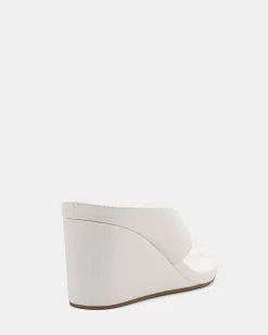YOASOBI WHITE Wedge Sandals